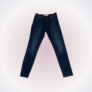 Levi’s dark wash wedgie fit high waisted jeans | Sz 26